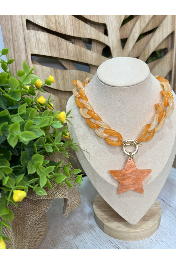 Collar Eslabon Estrella. NOVEDADES. Color: beige, verde pistacho, naranja |