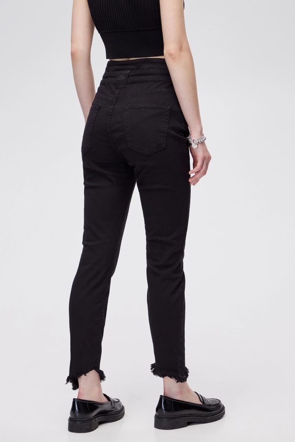Jeans Selena Negro. Pantalones / Shorts BSB. Tallas: 26, 27, 28, 29, 30 |