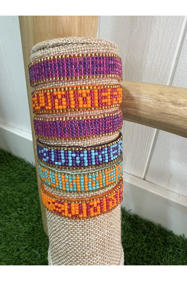 Pulseras Summer. Bisuteria. Color: fucsia, morado, azul cielo, naranja |