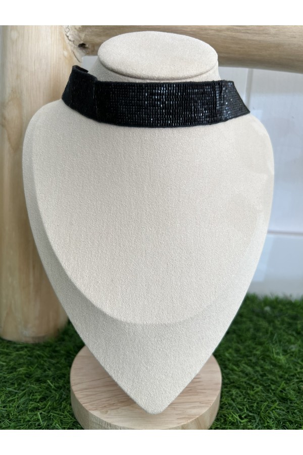 Choker Dubai. Bisuteria. Color: marfil, dorado, negro | Bambalinas Closet