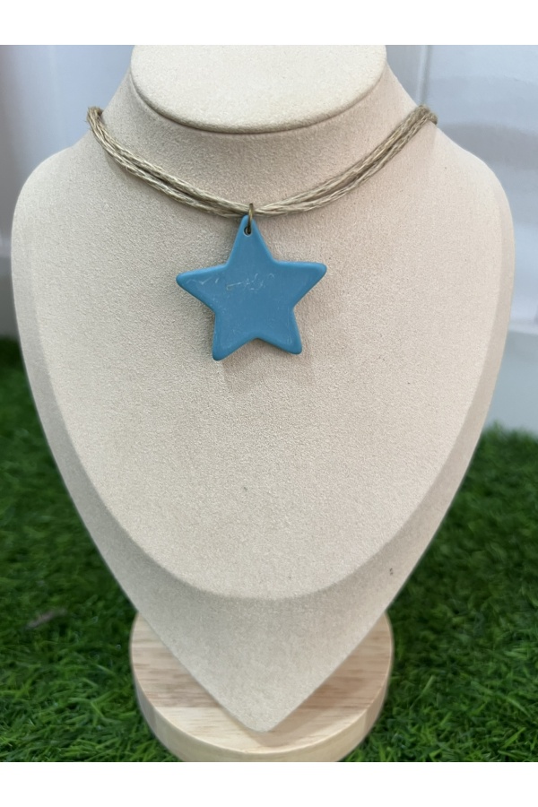 Colgante Rafia Estrella. Bisuteria. Color: mostaza, verde mint, azul cielo, rosa