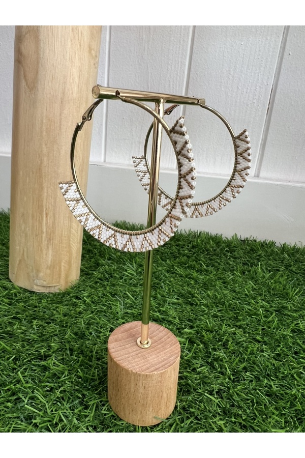 Pendientes Aros Abalorio. Bisuteria. Color: naranja, blanco | Bambalinas Closet