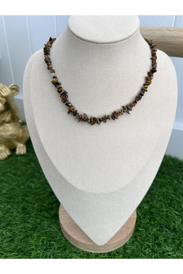 Gargantilla Corales. Bisuteria. Color: blanco, rojo, turquesa, azul marino