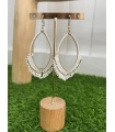 Pendientes Polinesia Blancos. Bisuteria.  | Bambalinas Closet