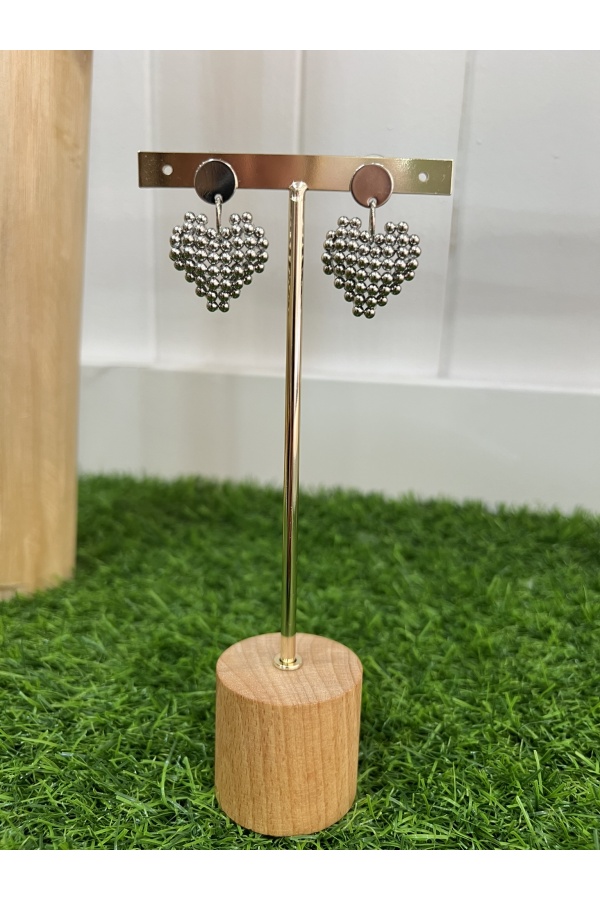 Pendientes Corazon Plateado. Bisuteria.  | Bambalinas Closet