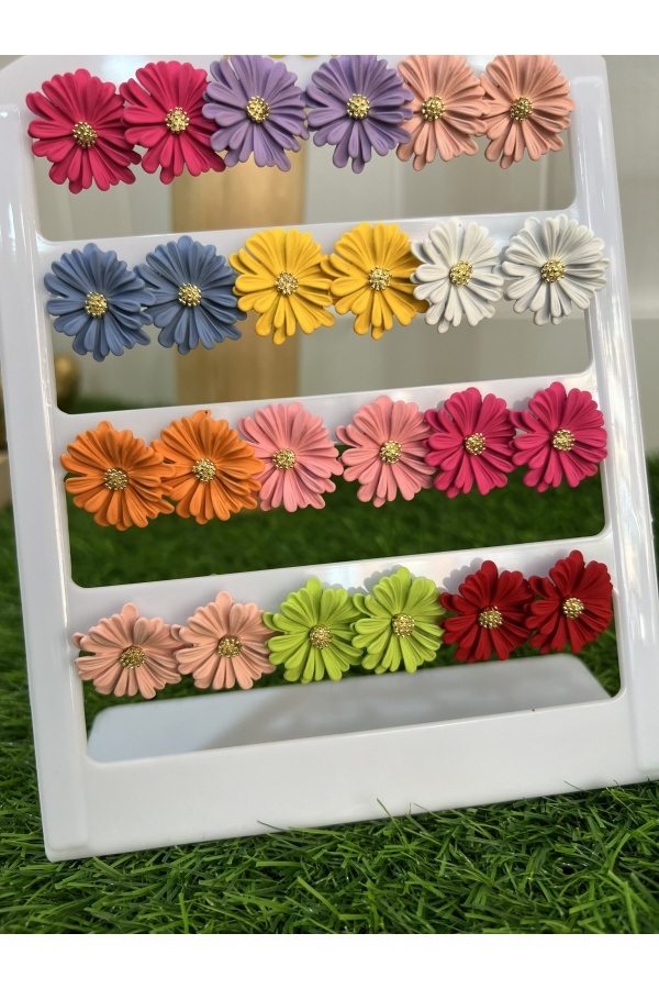 Pendientes Margarita. Bisuteria. Color: fucsia, lila, rosa, salmon, denim claro