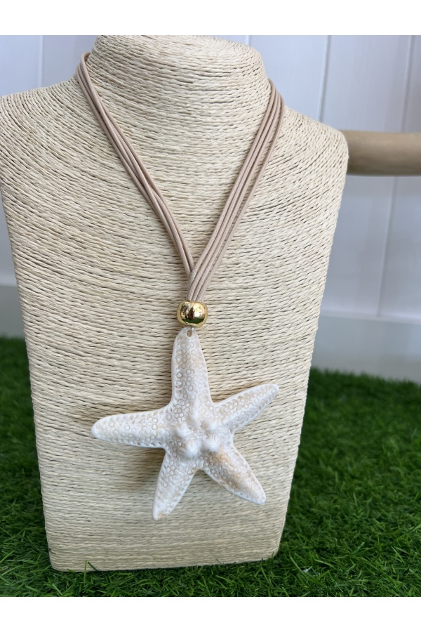 Collar Coral de Mar Blanco. Bisuteria.  | Bambalinas Closet