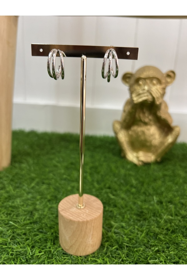 Pendientes Triaro Plateado. Bisuteria.  | Bambalinas Closet