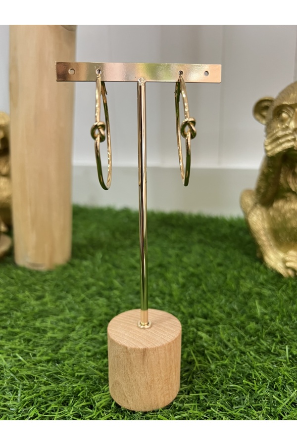 Pendientes Aro Nudo Dorado. Bisuteria.  | Bambalinas Closet