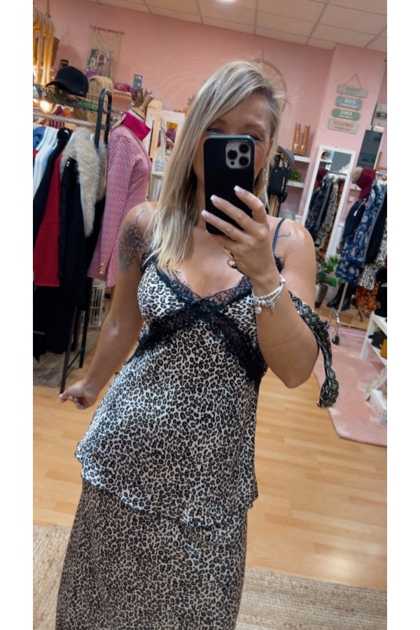 Lencera Animal Print. Camisas / Tops/Chalecos.  | Bambalinas Closet