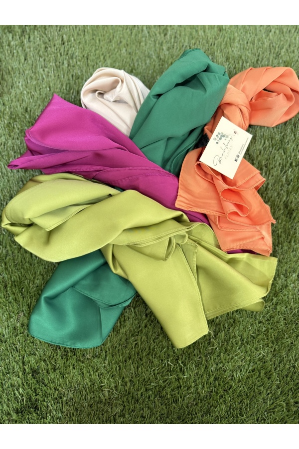 Foulard Seda. Varios. Color: verde lima, buganvilla, verde, marfil, mandarina |