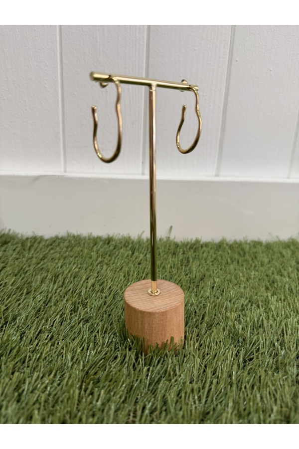 Pendiente Areta Dorado. Bisuteria.  | Bambalinas Closet