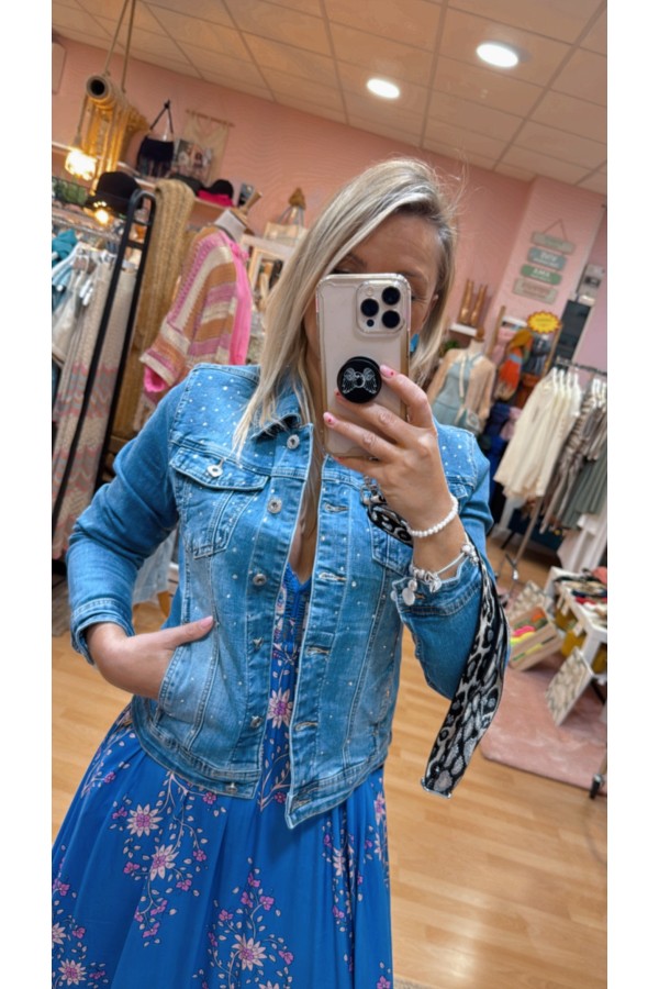 Chaqueta Denim Stras. Prenda exterior. Tallas: 38, 40, 42, 36 | Bambalinas Closet