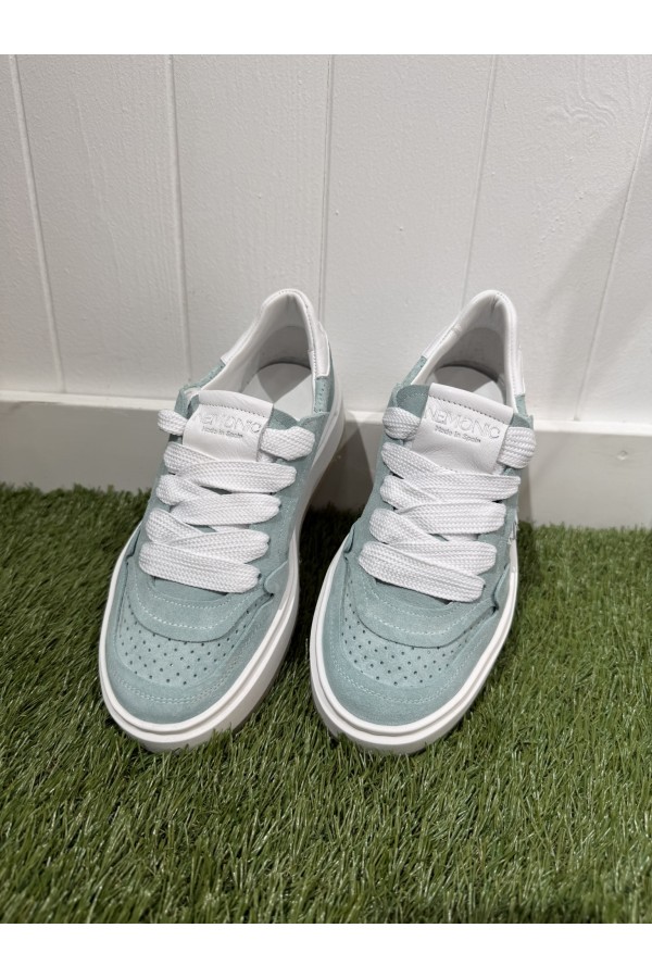 Deportiva Menta. Deportivas. Tallas: 35, 36, 37, 38, 39, 40 | Bambalinas Closet