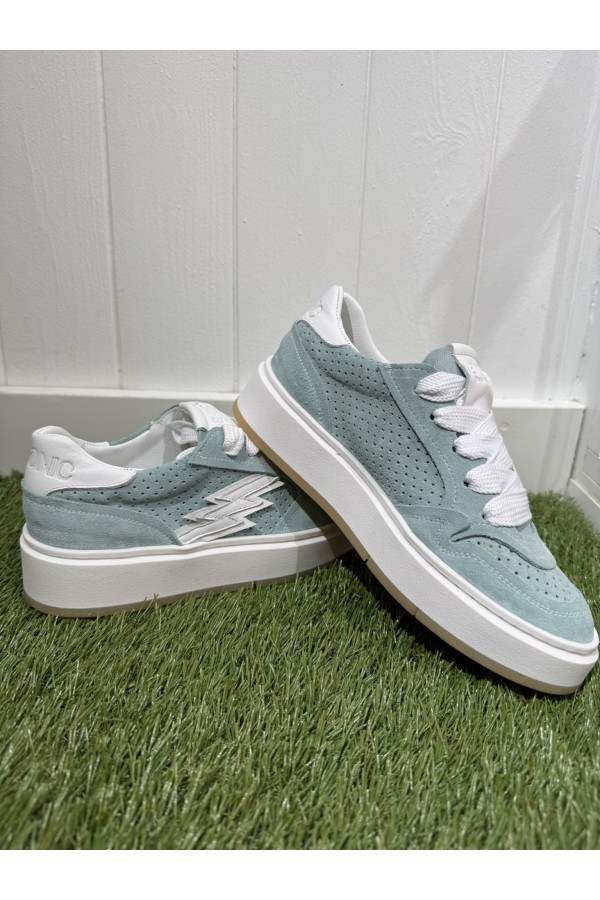 Deportiva Menta. Deportivas. Tallas: 35, 36, 37, 38, 39, 40 | Bambalinas Closet