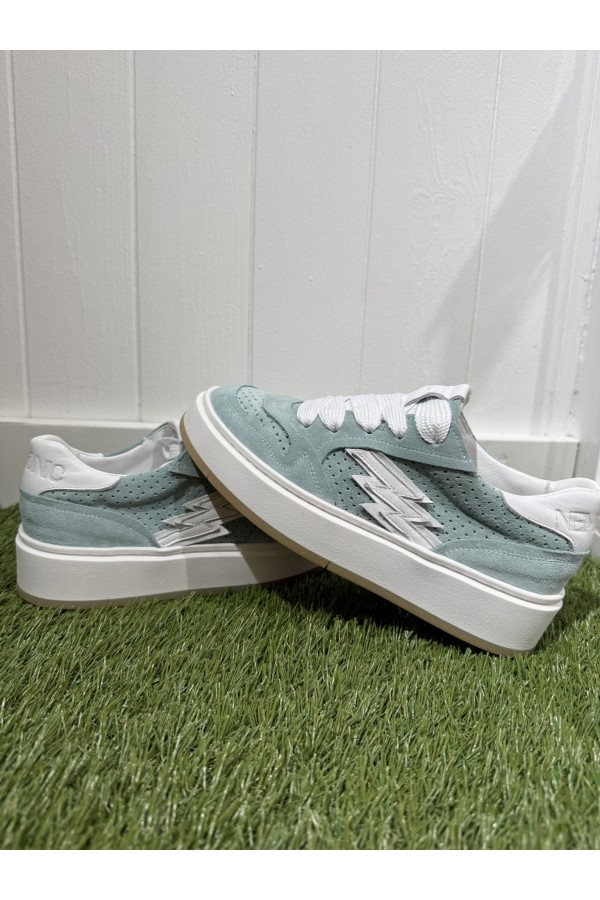 Deportiva Menta. Deportivas. Tallas: 35, 36, 37, 38, 39, 40 | Bambalinas Closet
