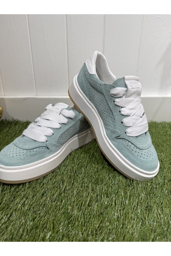 Deportiva Menta. Deportivas. Tallas: 35, 36, 37, 38, 39, 40 | Bambalinas Closet