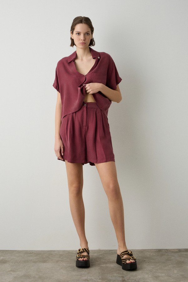 Camisa Creta. Camisetas / Camisas BSB. Color: granate; Tallas: m, s | Bambalinas