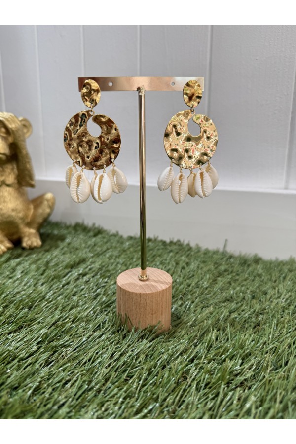 Pendientes Multiconchas. Bisuteria.  | Bambalinas Closet