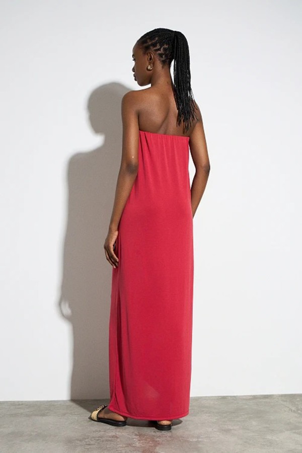 Vestido Chloe Cadena. Vestidos BSB. Color: rojo, negro, maquillaje; Tallas: xs