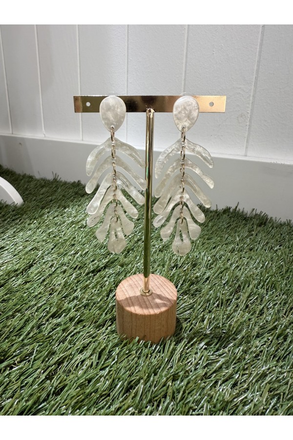 Pendientes Shangai Blanco. Bisuteria.  | Bambalinas Closet
