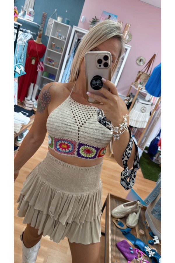 Top Soleil. Tops / Blusones. Color: beige, blanco; Tallas: talla unica |