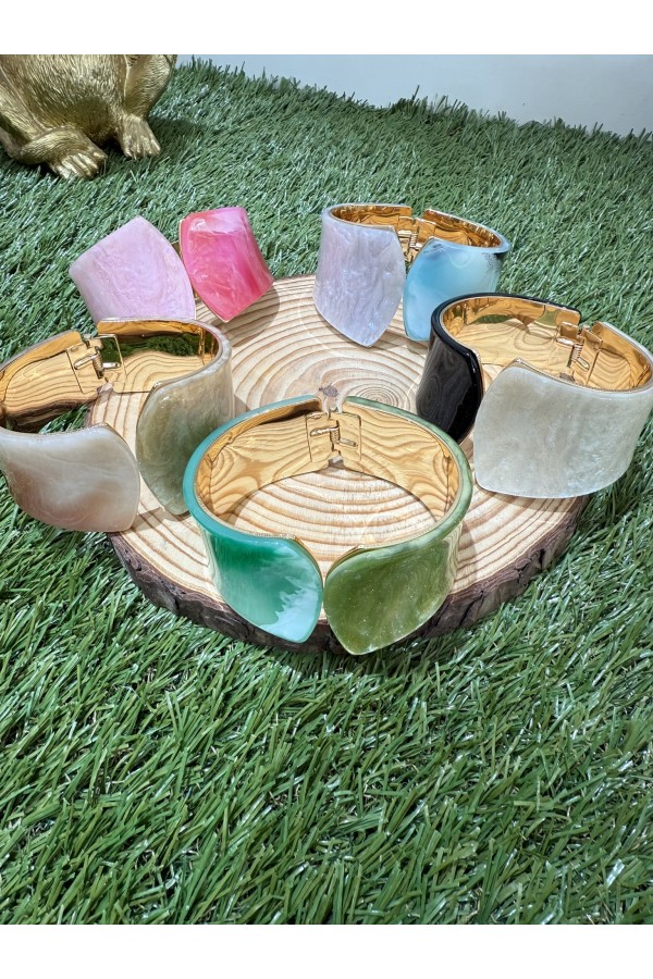 Brazalete Summer. Bisuteria. Color: frambuesa, turquesa, nude, verde, negro;