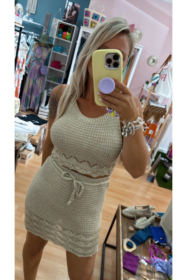 Conjunto Crochet. Monos / Conjuntos. Color: dorado, turquesa, terracota, negro;