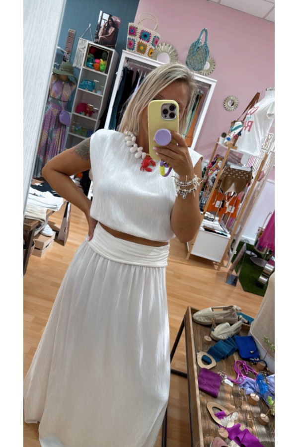 Conjunto Mariela. Monos / Conjuntos. Color: negro, blanco roto, marron chocolate