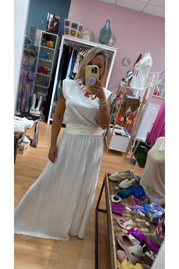 Conjunto Mariela. Monos / Conjuntos. Color: negro, blanco roto, marron chocolate