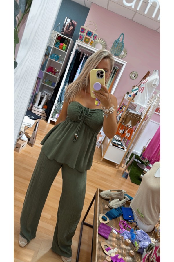 Conjunto Amalfi. Monos / Conjuntos. Color: maquillaje, teja, verde militar