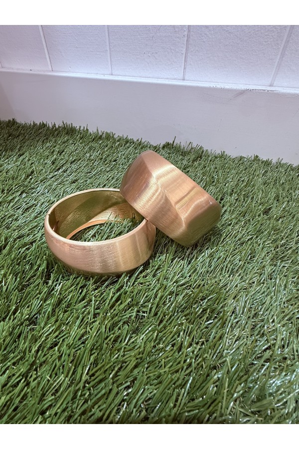 Brazalete Gold. Bisuteria.  | Bambalinas Closet