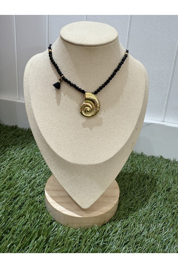 Collar Caracolita Negro. Bisuteria.  | Bambalinas Closet