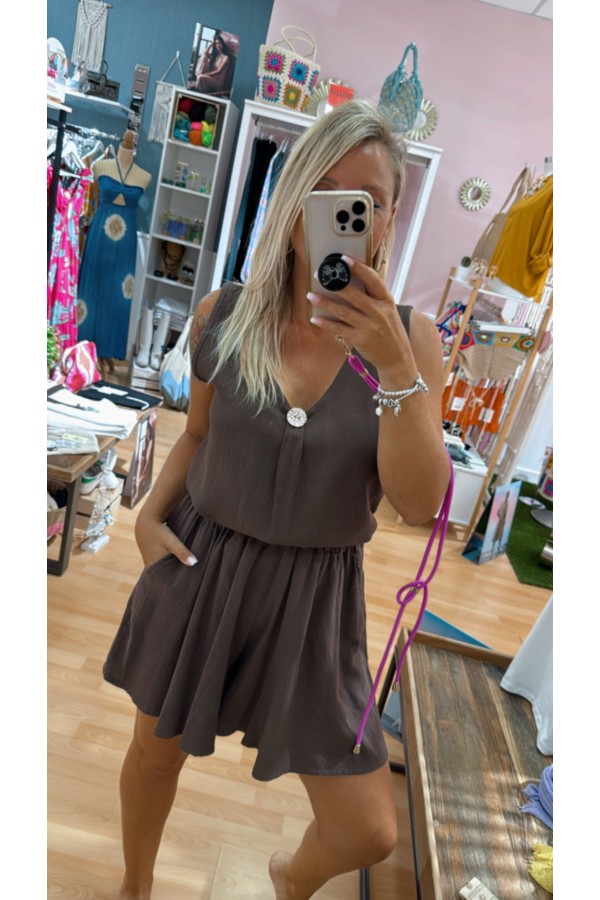 Conjunto Javea. Monos / Conjuntos. Color: negro, marron chocolate, terracota