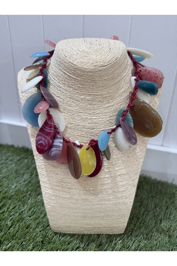 Collar Piedras Burdeos. Bisuteria.  | Bambalinas Closet