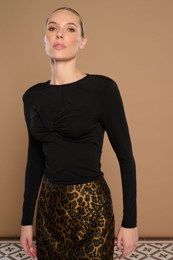 Top Lea Negro. Inicio.  | Bambalinas Closet