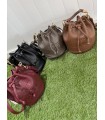 Bombonera Bucket. Bolsos. Color: camel, taupe, burdeos, negro | Bambalinas Closet
