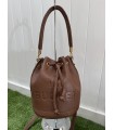 Bombonera Bucket. Bolsos. Color: camel, taupe, burdeos, negro | Bambalinas Closet