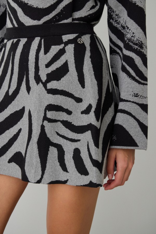 Mini falda Punto Animal. Inicio.  | Bambalinas Closet