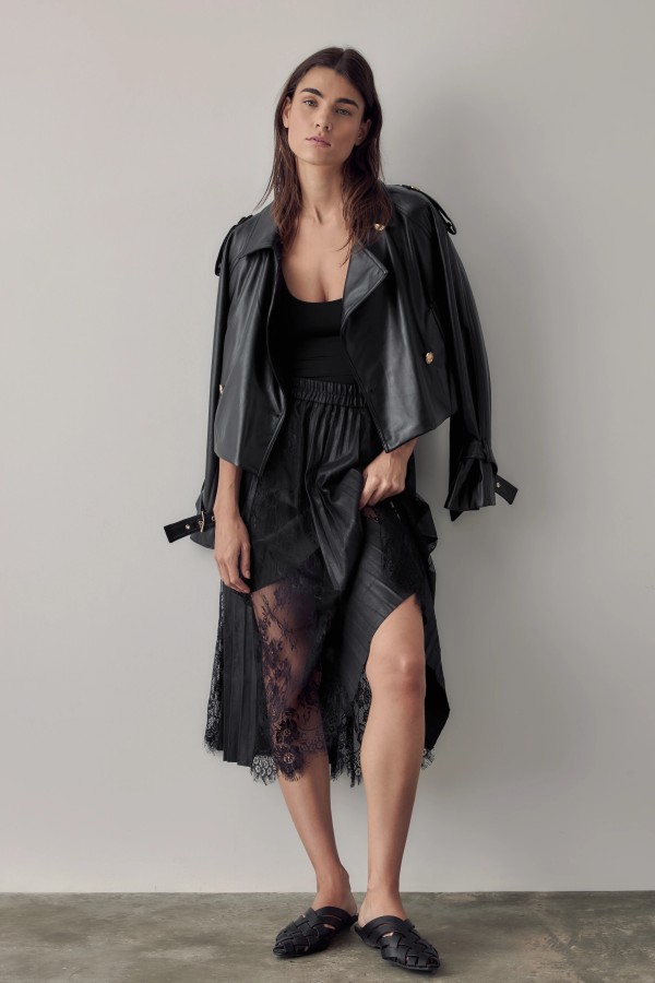 Falda Plisada Encaje. Faldas BSB. Tallas: m, s | Bambalinas Closet