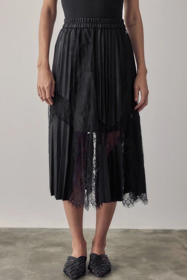 Falda Plisada Encaje. Faldas BSB. Tallas: m, s | Bambalinas Closet