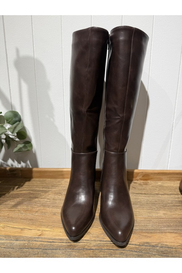 Botas Manhattan Chocolate. Botas Altas. Tallas: 36, 37, 38, 39, 40, 41 |