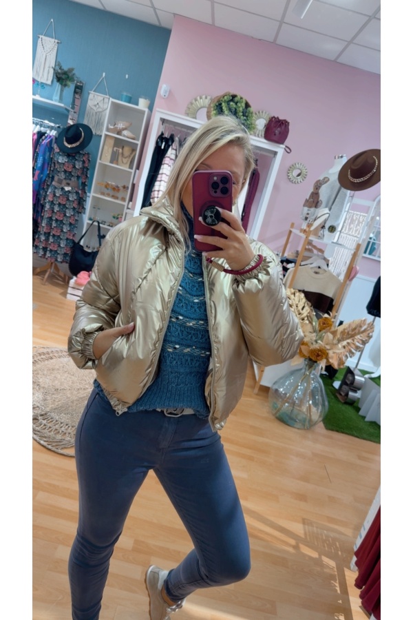 Anorak Ioana. Prenda exterior. Tallas: m, l, s | Bambalinas Closet