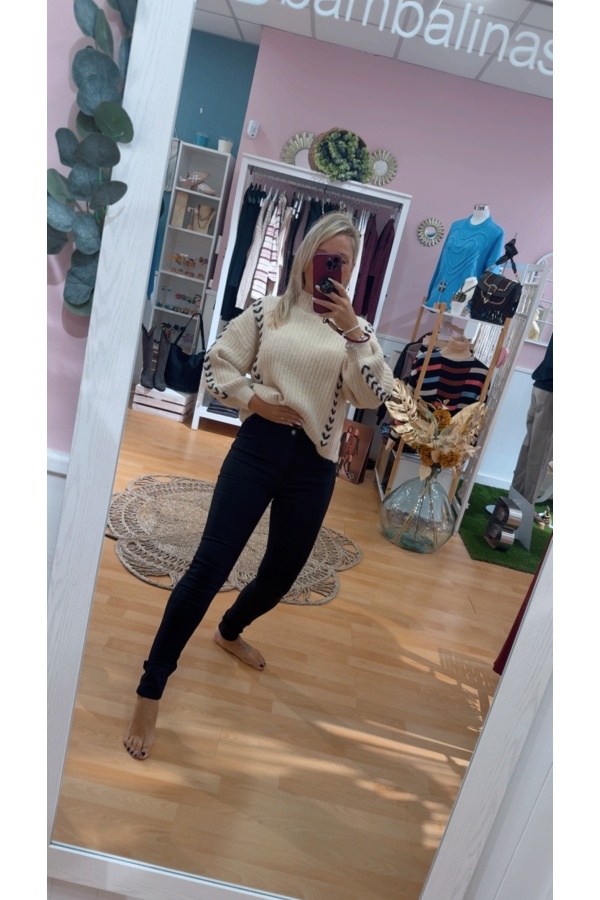 Pantalon Onyx. Pantalones / Shorts. Color: negro; Tallas: 34, 36, 38, 40, 42 |