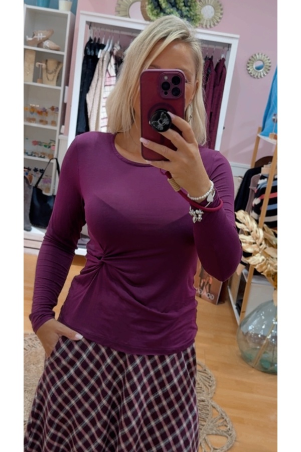 Camiseta Nudo. Inicio. Color: granate, marron chocolate; Tallas: talla unica |