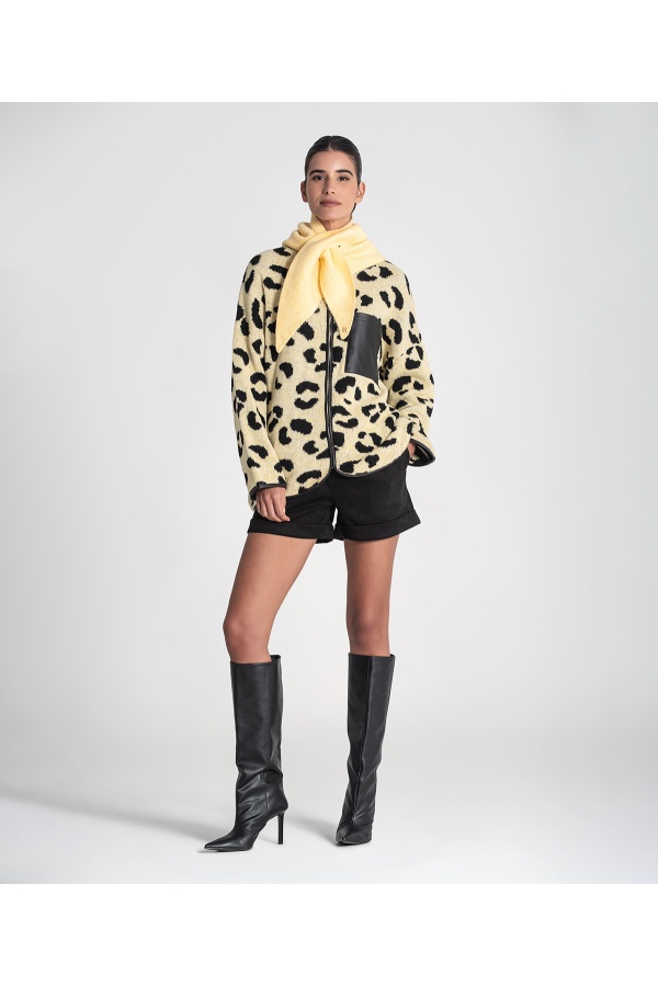 Bandana Punto. Pañuelos /Bufandas. Color: negro, crudo, naranja, azul cielo