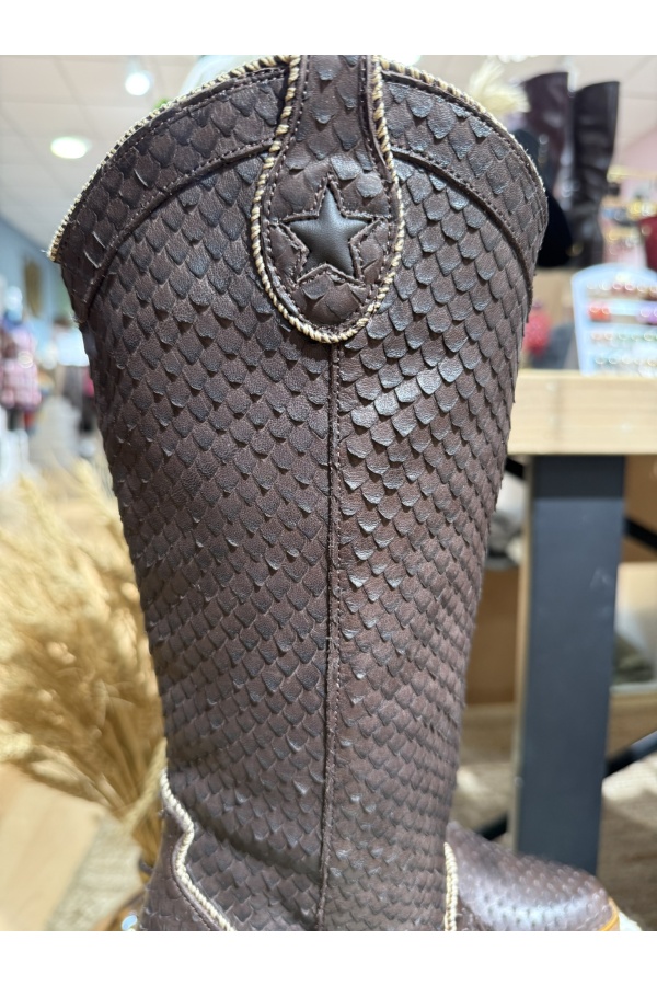 Bota Serpiente Chocolate. Botas Altas. Tallas: 36, 37, 38, 39, 40 | Bambalinas