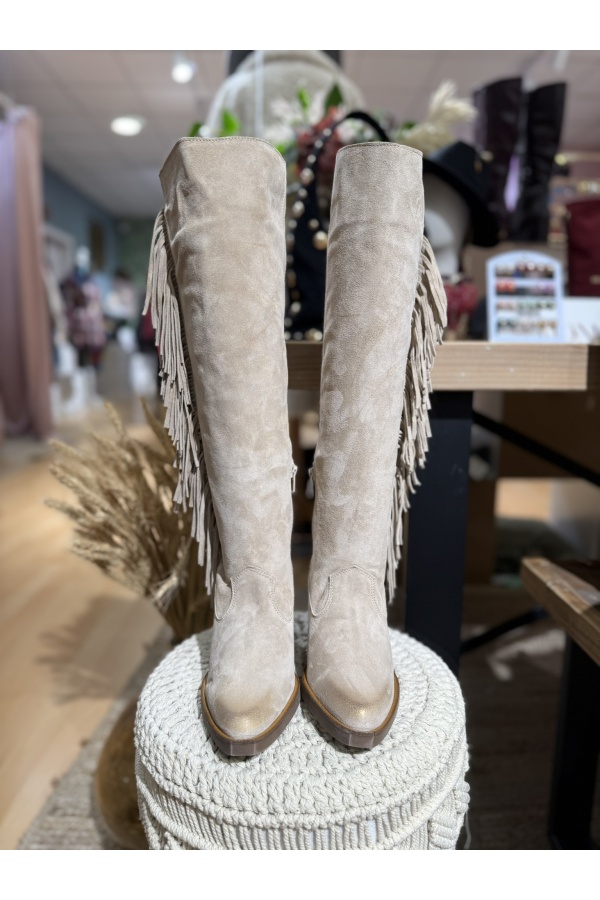 Bota Bambi Flecos. Botas Altas. Tallas: 36, 37, 38, 39, 40 | Bambalinas Closet