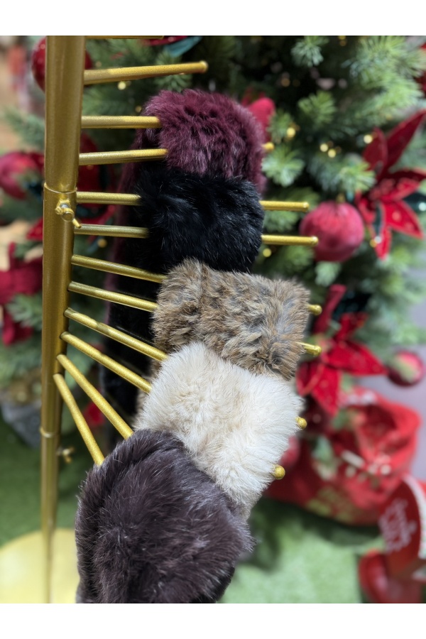 Conjunto Pelo. Varios. Color: blanco roto, maquillaje, negro, granate, marron