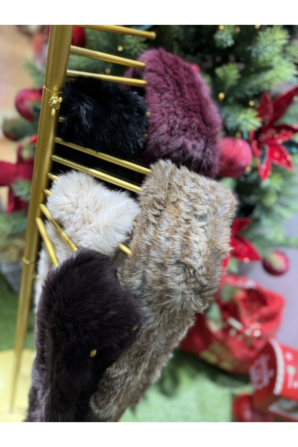 Conjunto Pelo. Varios. Color: blanco roto, maquillaje, negro, granate, marron